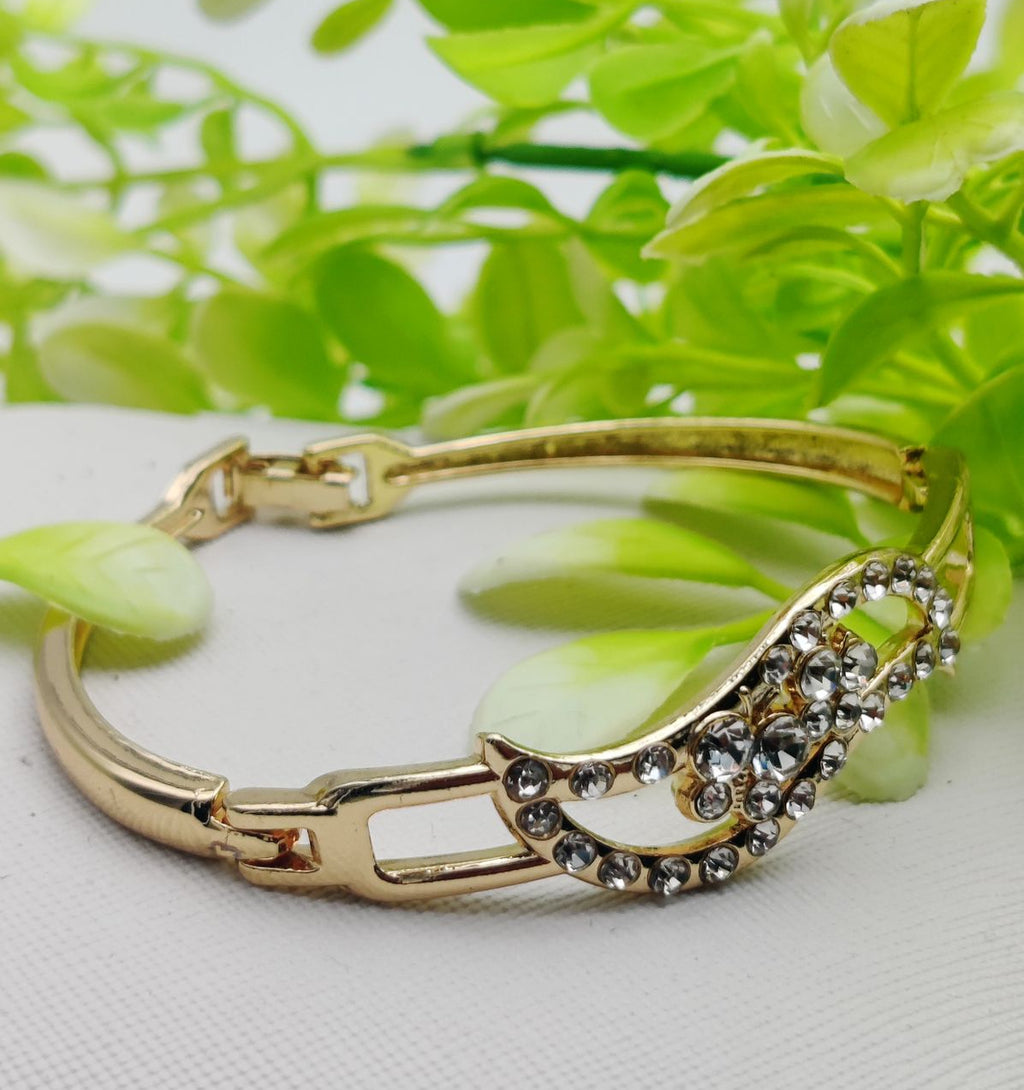 Exquisite Imported Adjustable Crystal Leaf Bracelet | Best Quality